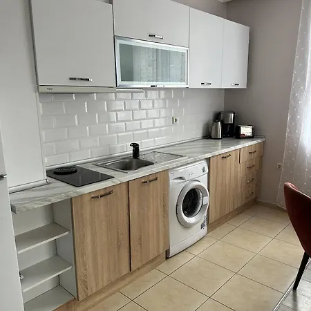 Sunny - 4 Guests, Parking Apartman Napospart