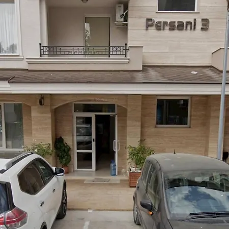 Sunny - 4 Guests, Parking
